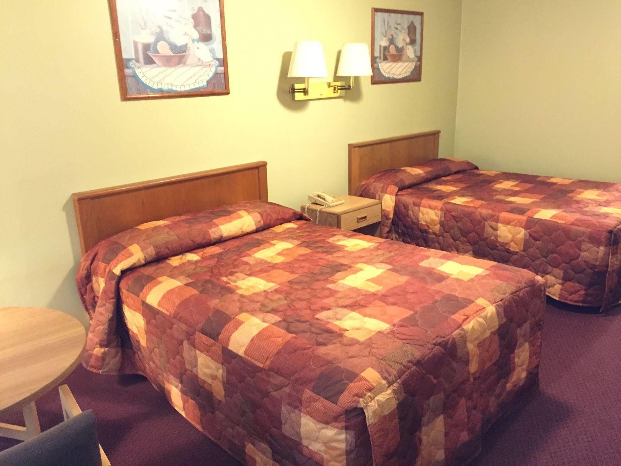 Sebring Inn Esterno foto
