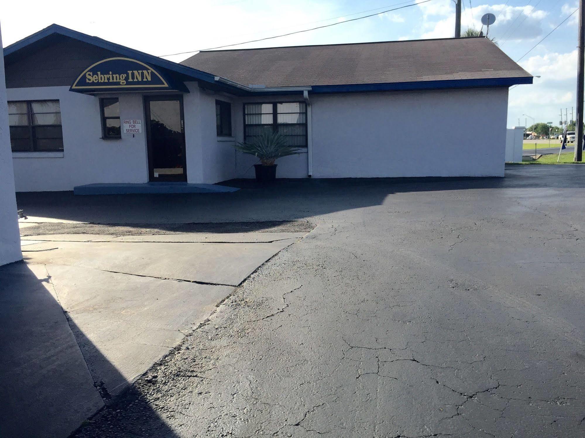 Sebring Inn Esterno foto