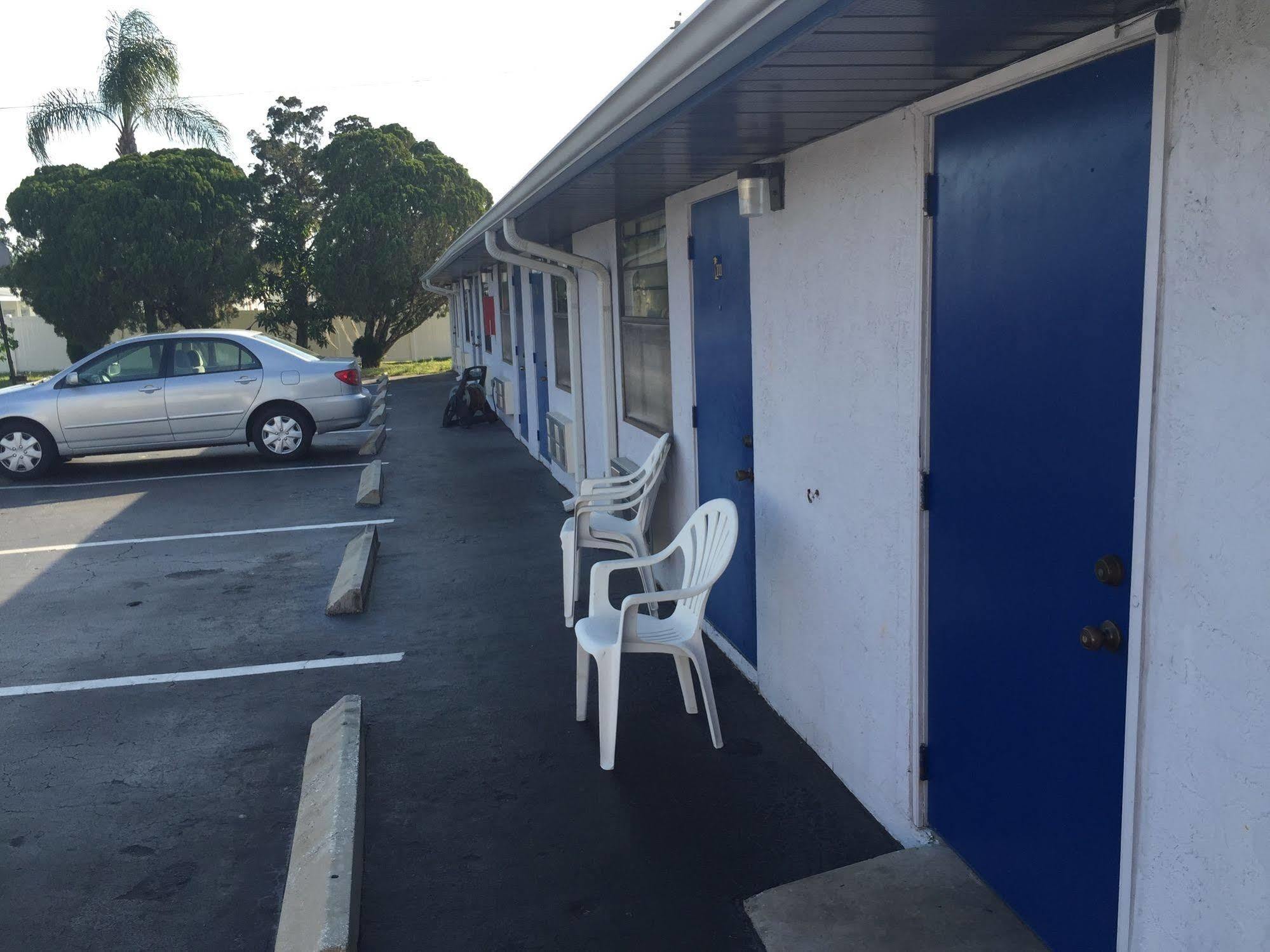 Sebring Inn Esterno foto
