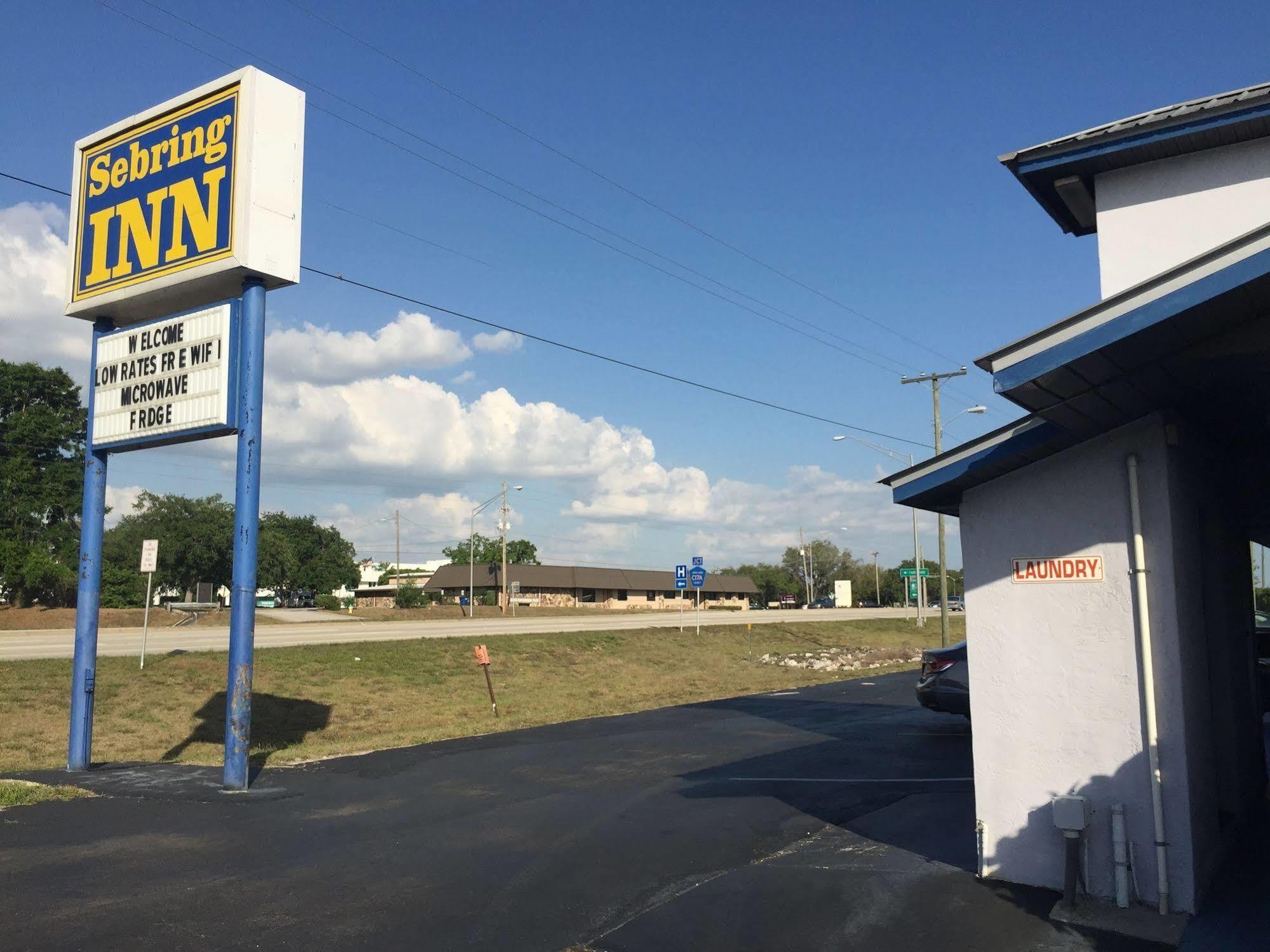 Sebring Inn Esterno foto